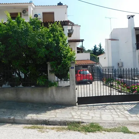 Dima Villa *