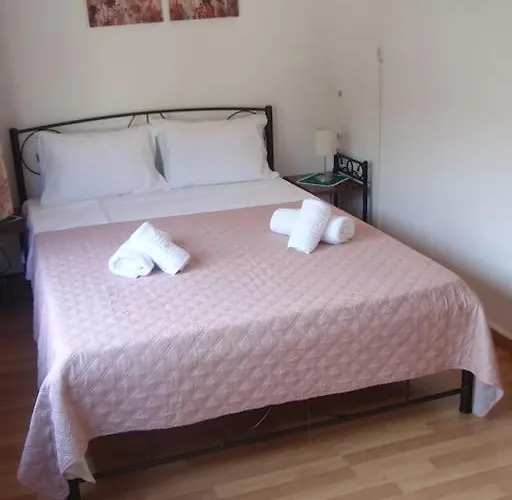 Dima Vila PalaiónTsiflíkion